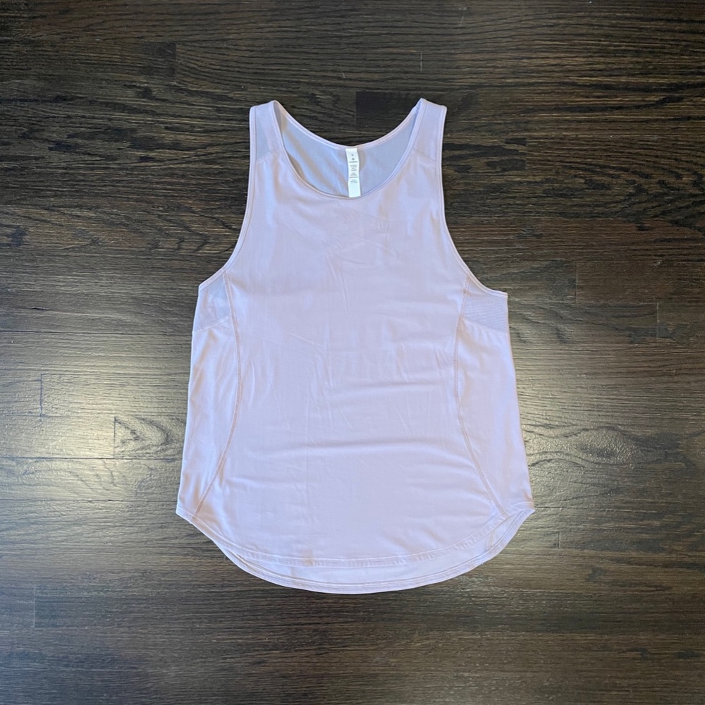 Lululemon woman's tank top size 6
